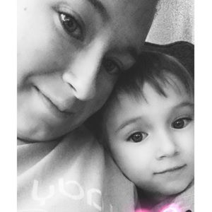 Meet your Posher, Kayla